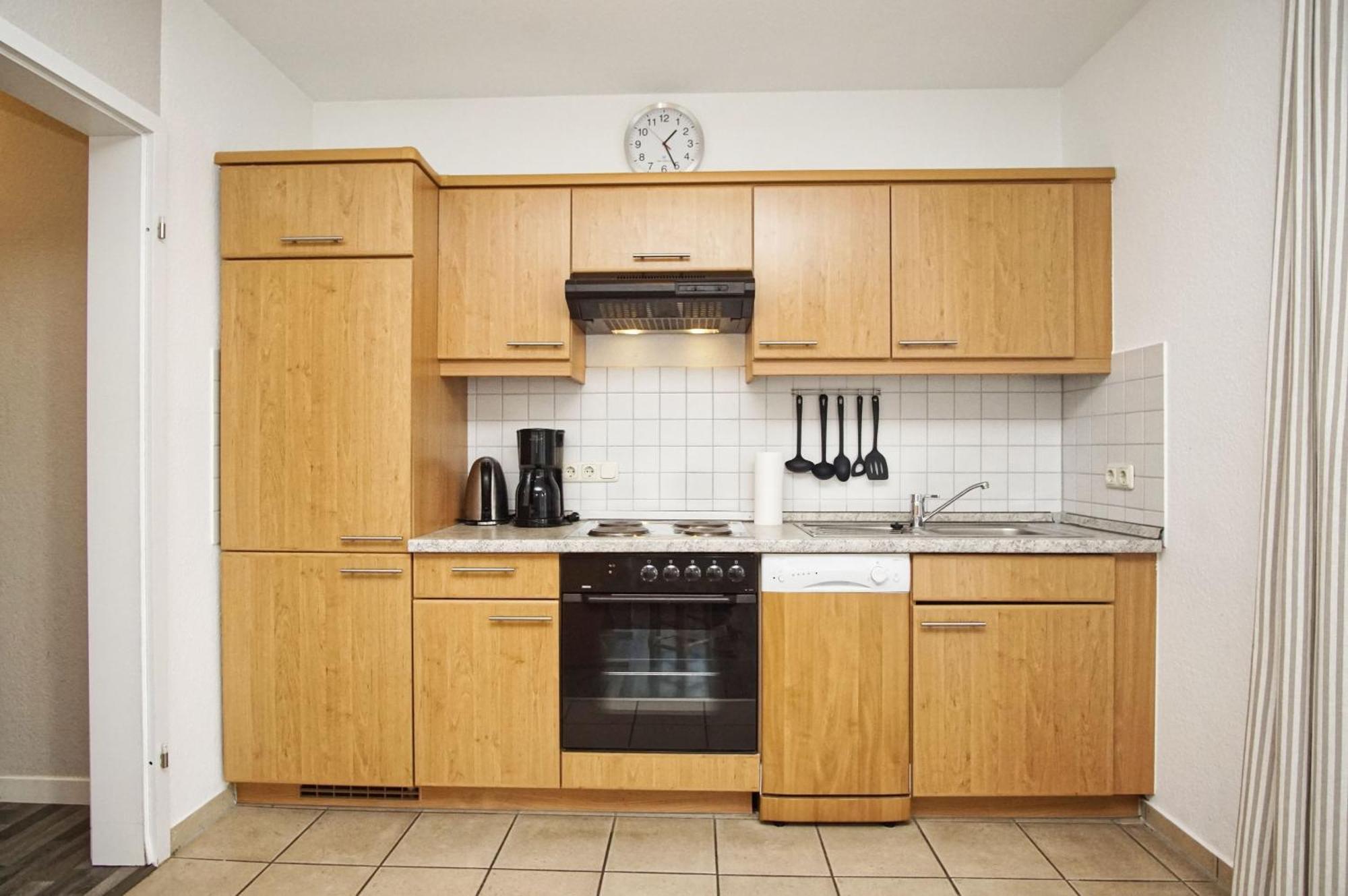 Zentrale Fewo Mit Balkon, Gratis Nutzung Vom Ahoi Erlebnisbad Und Sauna In Sellin - Villa Buskam Fewo 27 Goehren  Zewnętrze zdjęcie